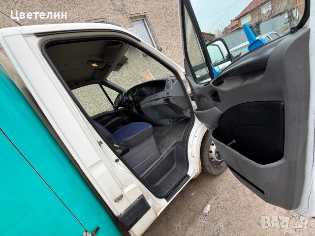 Хладилен бус за сладолед, снимка 3 - Камиони - 53453649