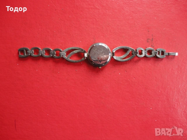 Страхотен часовник Omax Since 1946 3, снимка 3 - Дамски - 53032667