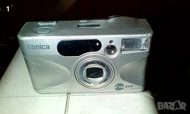 Фотоапарат Konica, снимка 1 - Антикварни и старинни предмети - 49033700