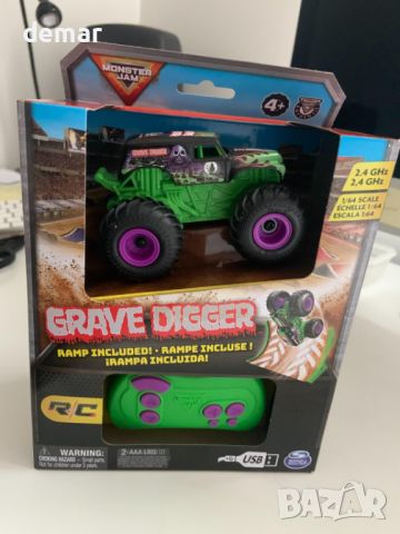Кола с дистанционно управление Monster Jam 1-64th Grave Digger, играчка за деца, зелено, снимка 3 - Коли, камиони, мотори, писти - 45097146