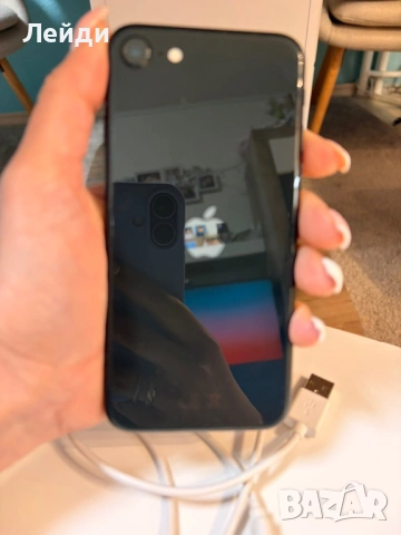 Iphone SE, снимка 2 - Apple iPhone - 54259035