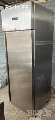 Професионален фризер вертикален profesionalen frizer vertikalen, снимка 2 - Обзавеждане на кухня - 52872504