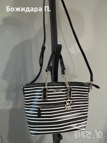 GUESS дамска чанта , снимка 1