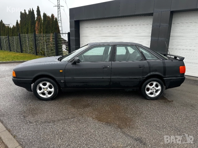 Audi 80 1.8, снимка 3 - Автомобили и джипове - 52684037