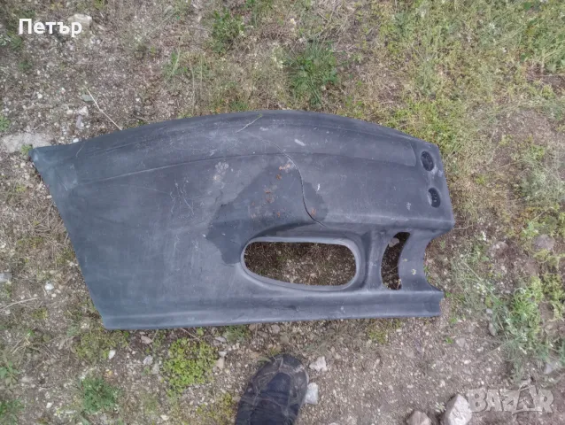 Дясно пърче от предна броня Форд транзит 2000-2006г 