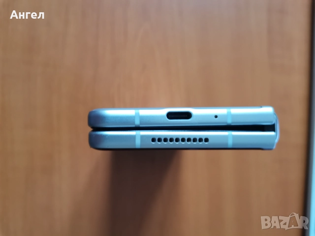 Продавам Samsung Z Fold 3 512GB 12RAM Silver, снимка 5 - Samsung - 52207773