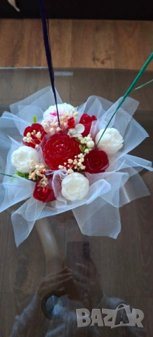 Букет от ароматни сапунени цветя , снимка 2 - Ръчно изработени сувенири - 53761693
