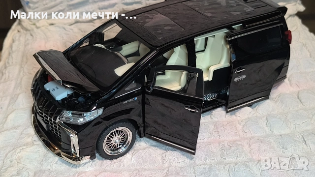 метална кола Toyota Alphard MPV - 2025 г. Мащаб 1:18, снимка 4 - Колекции - 53529437