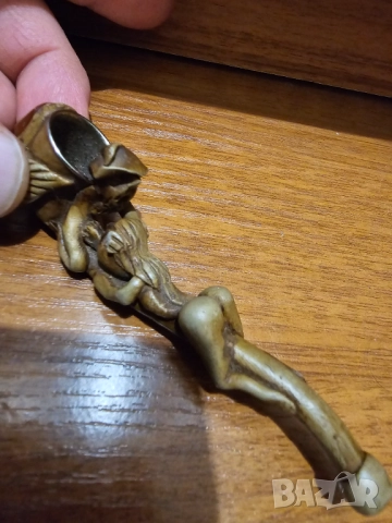 Малка Колекционерска лула секси мацка прави чудеса  еротика 18 + гола жена, снимка 2 - Лули - 51624831