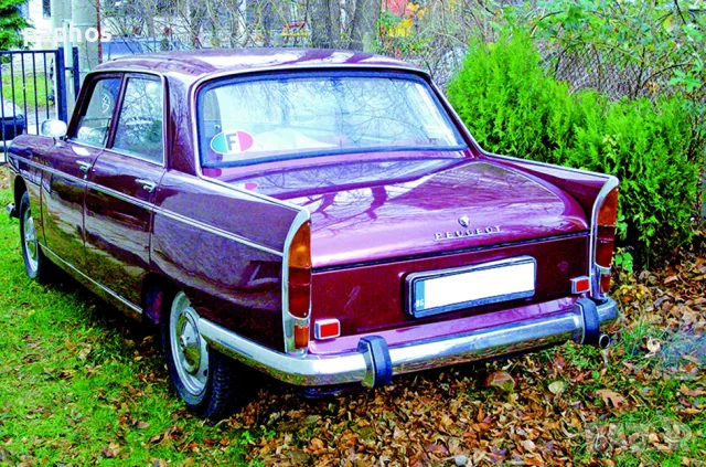 Peugeot 404 под наем за всякакви поводи, снимка 3 - Автомобили и джипове - 49402701