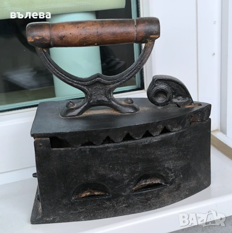 Табакери, ретро закачалка, запалка , ретро ютия , снимка 5 - Други стоки за дома - 53395088