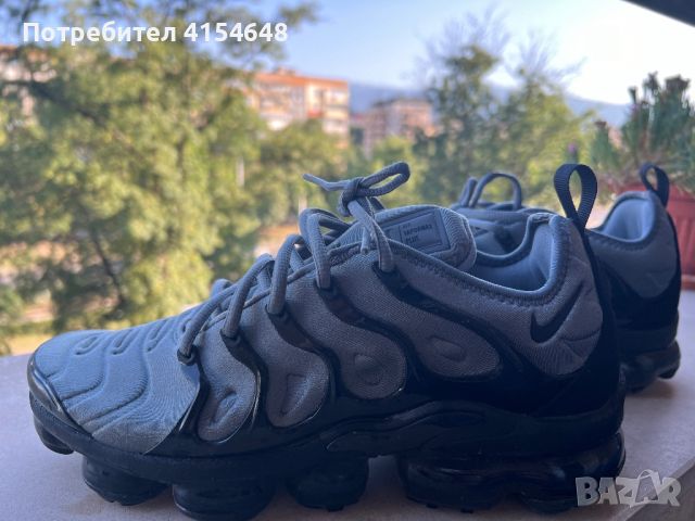 Оригинални обувки Nike AIR VAPORMAX PLUS малко време носени, но много добре запазени! Номер 42.5, снимка 8 - Маратонки - 46674348