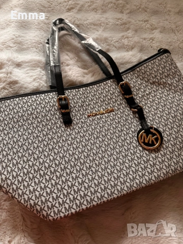 Дамска чанта Michael Kors