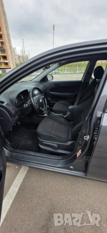 Hyundai i30 1.6 CRDI, 90hp, снимка 15 - Автомобили и джипове - 54255943