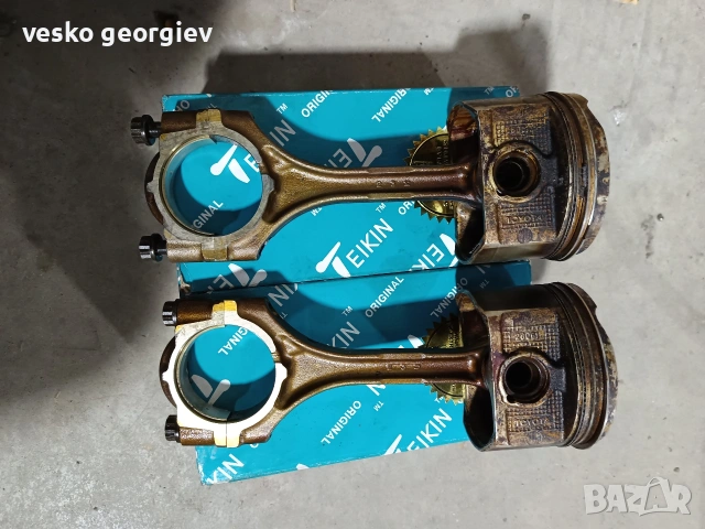 Бутала нормални,бутала с биели и сегменти нови за 2ри ремонт за Rav4 2000k 150ks бензин 2002г