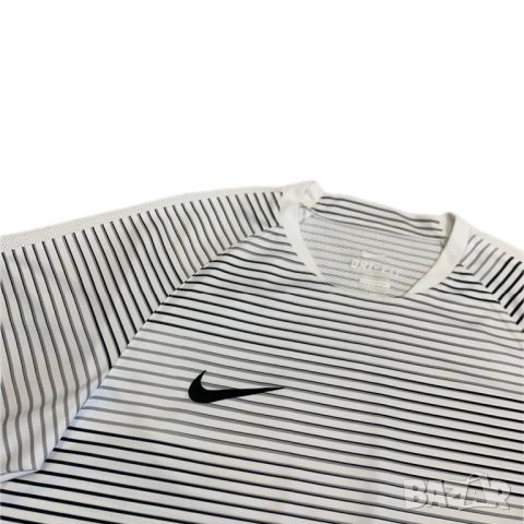 Оригинална мъжка тениска Nike | L размер, снимка 3 - Тениски - 46293119