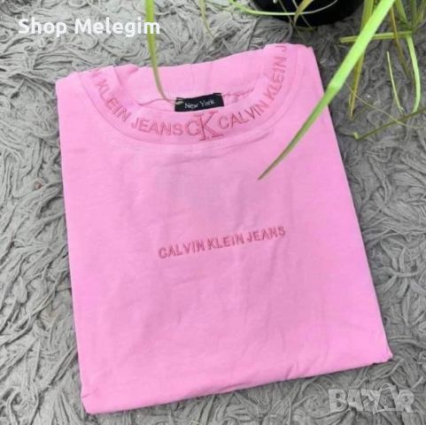 ХИТ! Дамска тениска на Calvin Klein , снимка 1 - Тениски - 45945407