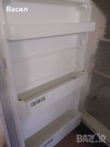 Хладилник с камера, снимка 3 - Хладилници - 46415861