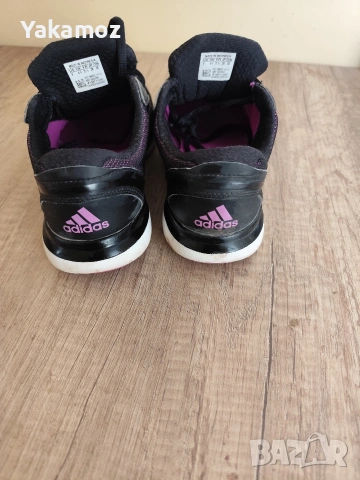 дамски маратонки Адидас , снимка 2 - Маратонки - 54298459