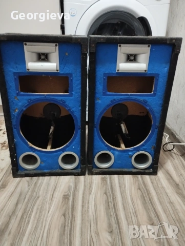 Кутии за тонколони