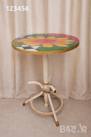 Артистична масичка 