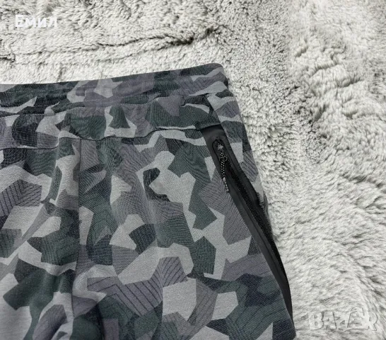 Детско долнище Nike Tech Fleece, Размер L за ръст 147-158 см за 12-13 годишни, снимка 3 - Детски анцузи и суичери - 48477913