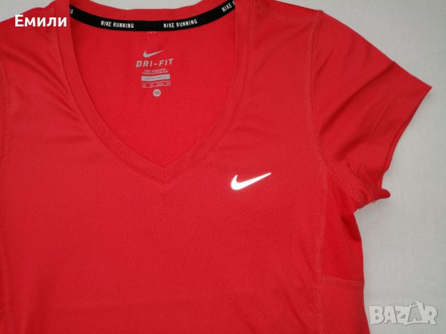 Nike Running Dri-FIT оригинална дамска тениска р-р XS, снимка 3 - Спортни екипи - 46800944