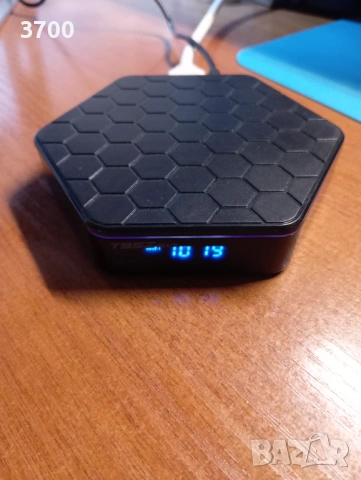 T95Z plus TVBox Android приемник, снимка 2 - Приемници и антени - 53139719