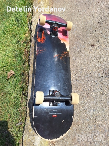 Скейтборд Globe 8.25 с гуми Spitfire, снимка 7 - Скейтборд, ховърборд, уейвборд - 53683063