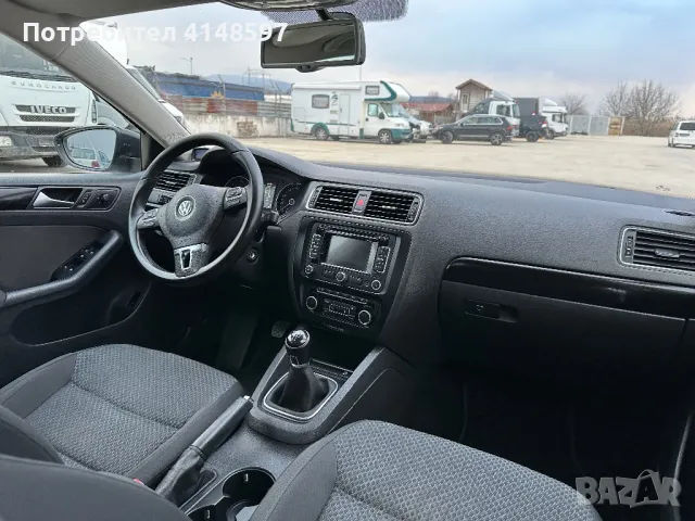 Volkswagen Jetta 1.6 TDI НОВ ВНОС!, снимка 13 - Автомобили и джипове - 49150852