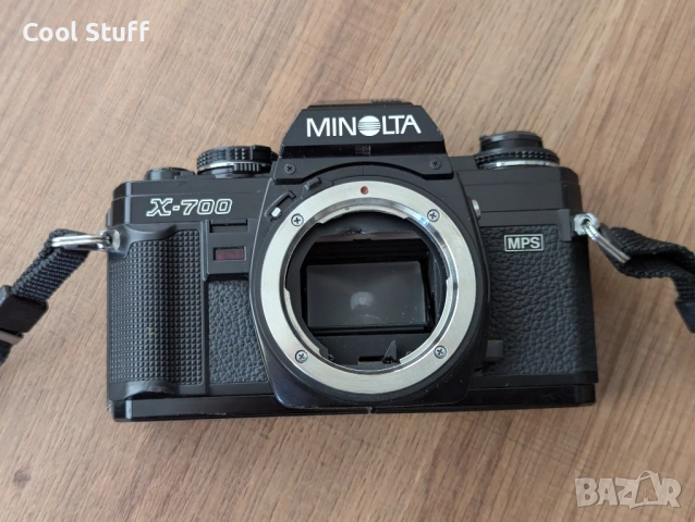 Лентов фотоапарат Minolta X-700