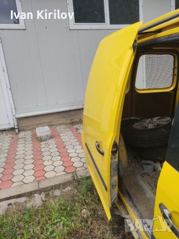 Плъзгаща врата за VW Caddy , снимка 2 - Части - 45951638