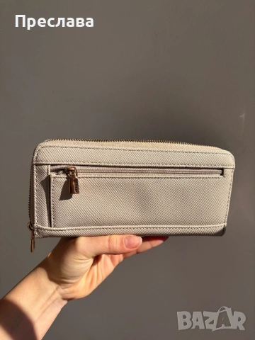Дамско портмоне Guess, снимка 4 - Портфейли, портмонета - 53648369