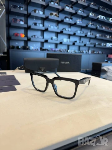 очила с калъф prada Tom Ford ray ban , снимка 11 - Слънчеви и диоптрични очила - 50588631