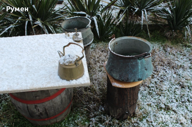 Медни бакъри, снимка 11 - Антикварни и старинни предмети - 46581470