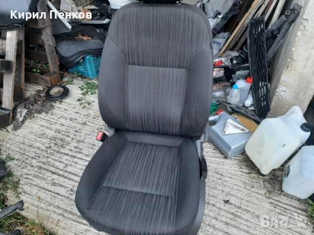 Шофьорска седалка Опел Астра J, снимка 2 - Части - 52950418