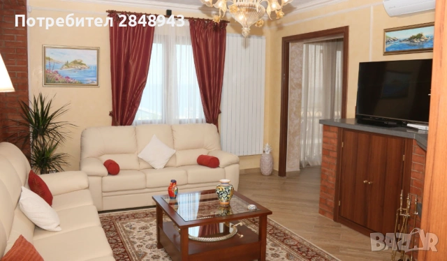 Тристаен апартамент в Център, снимка 4 - Апартаменти - 53935615