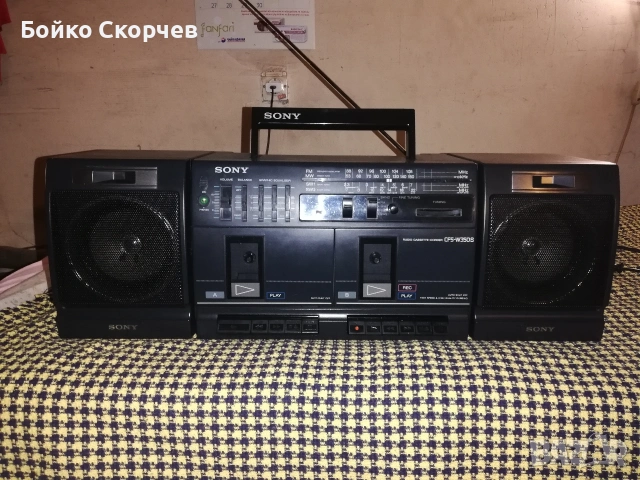 Касетофон SONY.