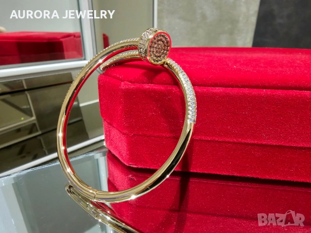 CARTIER Nail Juste un Clou Rose Gold Large Paved Diamonds Гривна Пирон, снимка 2 - Гривни - 53007382