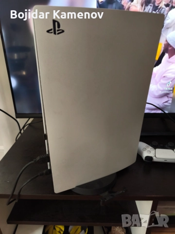 PS 5 Digital Edition + 1 Joystick, снимка 3 - PlayStation конзоли - 52953126
