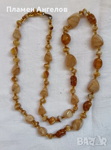 Дамски гердан, снимка 2 - Колиета, медальони, синджири - 50810853