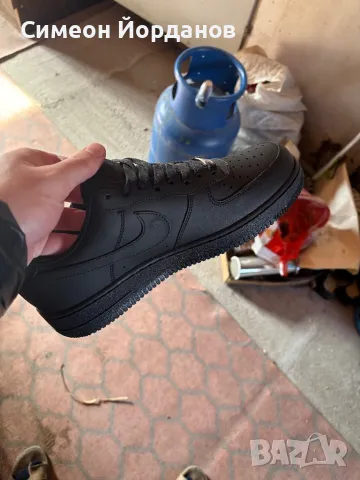 Продавам 2 Броя  NIKE Спортни обувки AIR FORCE 1.Размер 44 са бежовите,а черните 44.5.Цена:130ЛВ , снимка 10 - Спортни обувки - 49521562