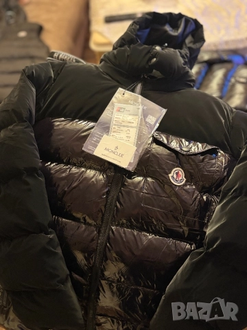 Moncler якета, снимка 2 - Якета - 52618215