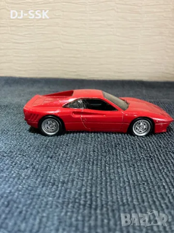 Hot wheels Ferrari 288 GTO  Бартер , снимка 3 - Коли, камиони, мотори, писти - 47818760