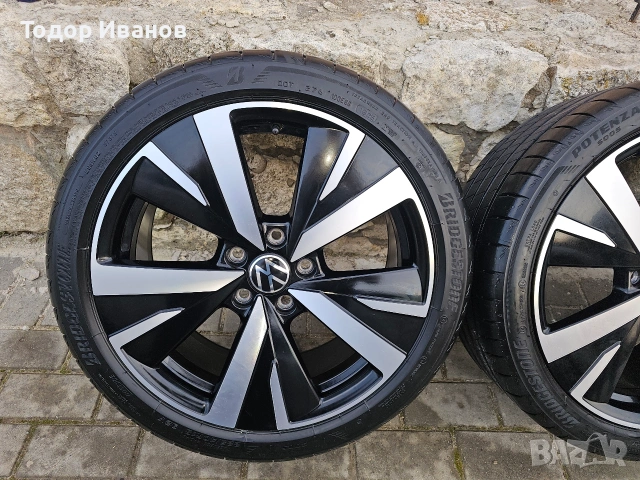 Джанти оригинални на Vw с нови гуми Bridgestone 225/40/18., снимка 2 - Гуми и джанти - 53725324