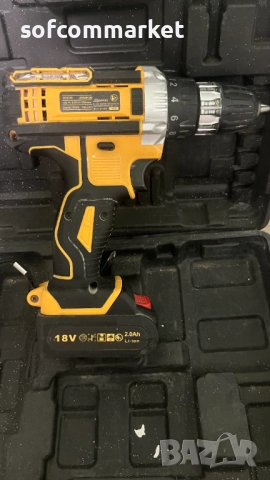 АКУМУЛАТОРЕН ВИНТОВЕРТ DEWALT DCD700, снимка 2 - Винтоверти - 52476632