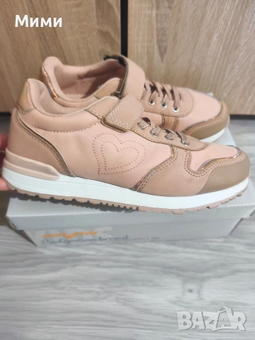 Детски маратонки за момиче!, снимка 3 - Детски маратонки - 53845069