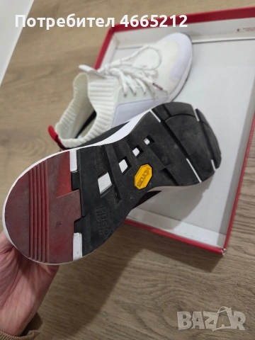 Дамски сникърси Hugo Boss, снимка 8 - Маратонки - 53757328