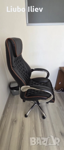 Офис мебели, снимка 2 - Работни маси и бюра - 52220531