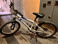  Детски планински велосипед ROCKRIDER st 120, 20 инча,бяло/синьо, снимка 1 - Велосипеди - 45039197